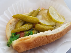 Chicago hotdog